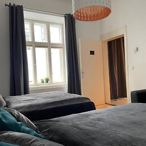 Appartement à 2 Chambres à Coucher