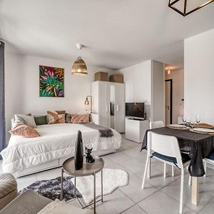 Emergence - Beau T1 pour 2 personnes balcon et garage