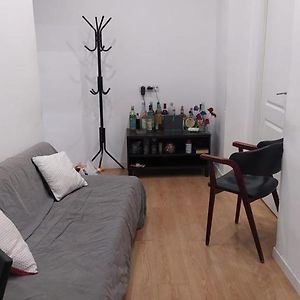 Apartamento 2 Dormitorios Cerca De Manuel Becerra