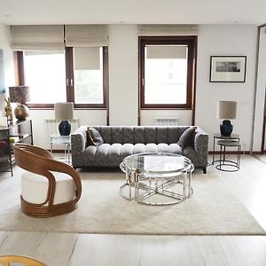 Appartement à 3 Chambres à Coucher