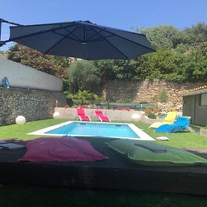 Villa avec piscine privée nimes
