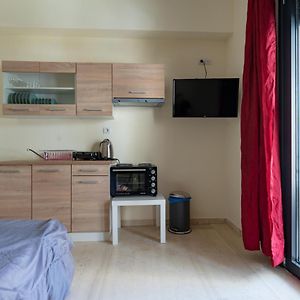 Studio Ag. Ioannis Metro Station 1 Bed 2 Pers