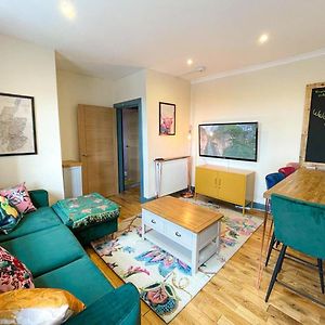 Lively & Energetic 2Br On The Royal Mile