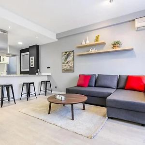 51PSM202 - Modern apartment near Montjuic