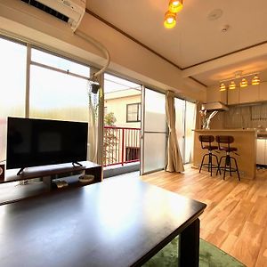 Yoyogi Apartment 2-401