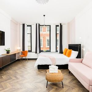 Studio de Luxe