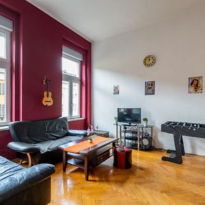 Appartement à 3 Chambres à Coucher