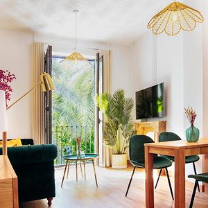 Appartement à 2 Chambres à Coucher