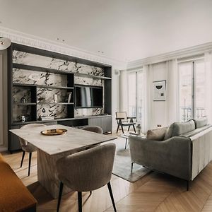 Appartement à 3 Chambres à Coucher