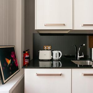 Ayala Apartment By People Rentals