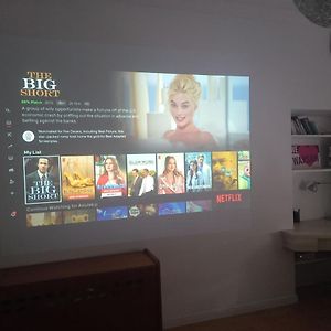 Warsaw Concierge Traveller'S Nest Wspolna