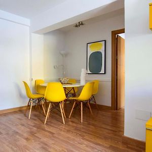 Appartement à 3 Chambres à Coucher