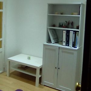 Appartement à 3 Chambres à Coucher