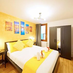 Appartement à 3 Chambres à Coucher