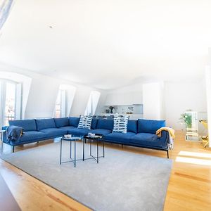 Appartement à 3 Chambres à Coucher