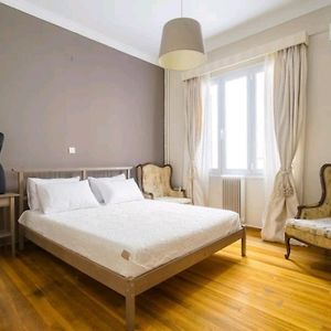 Appartement à 3 Chambres à Coucher