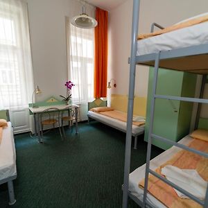 Chambre Juste Pour Femmes Dortoir