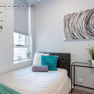 Ensuite King Single Room - Ac - Next To Central - Closely Located To Almost Sydney Must Seen Spots