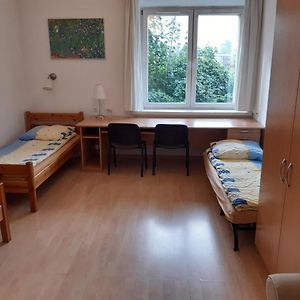 Appartement à 3 Chambres à Coucher