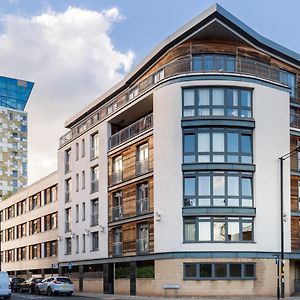 Washington 2 Bedroom Apartment By The Cube & Mailbox & Private Terrace