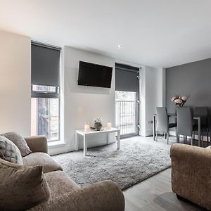 Appartement à 2 Chambres à Coucher