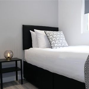 The Kop End Hotel By Serviced Living Liverpool