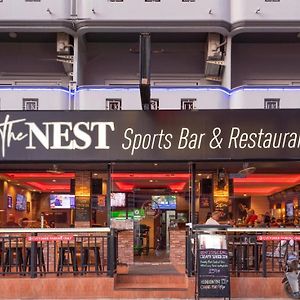 Robin's Nest Guesthouse&Restaurant
