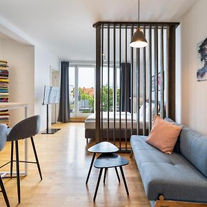 Studio Penthouse