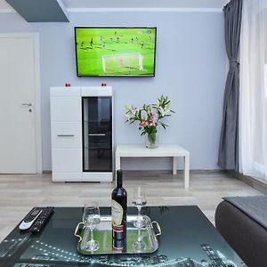 Appartement à 2 Chambres à Coucher
