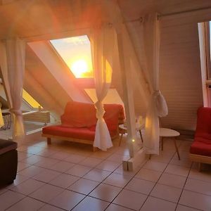 Appartement à 2 Chambres à Coucher