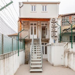Villa Apartments & Suites