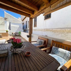 Laurel Lounge & Terrace