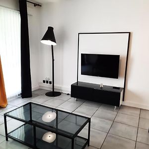 La Poterie - Appartement Avec Balcon Et Parking Prive