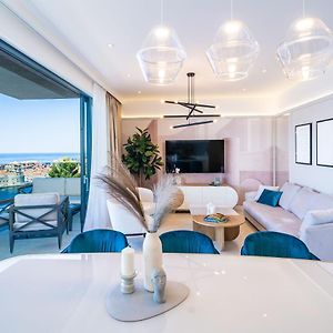 Appartement à 2 Chambres à Coucher