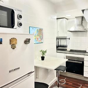 Nice Apartment Close Park Gueell 2