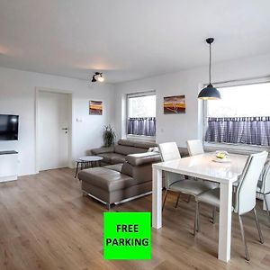 Appartement à 2 Chambres à Coucher