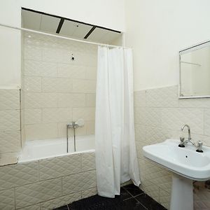 Dormitory Room Mixed