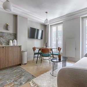Appartement à 2 Chambres à Coucher