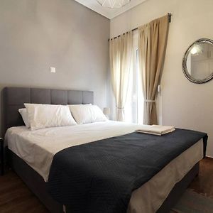 Luxury Flat In Hilton, Central Athens, 3' Metro, Vfm!