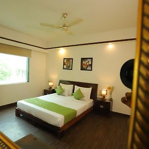 Hotel Mayur Assam - New Delhi Railway Station