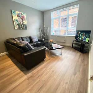 Appartement à 2 Chambres à Coucher