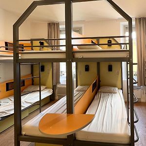 Chambre Juste Pour Hommes Dortoir