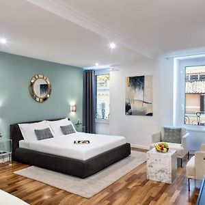 Fellini Design Suites With View