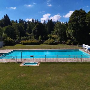 Joli studio avec Piscine et tennis - Résidence Le Lacuzon