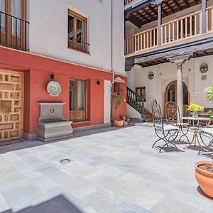 Casa De La Tina