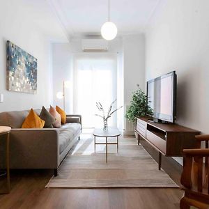 Appartement à 2 Chambres à Coucher