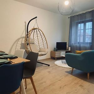 Appartement à 2 Chambres à Coucher