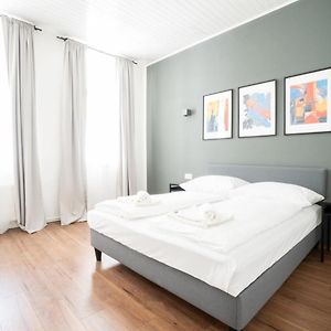 Appartement à 2 Chambres à Coucher