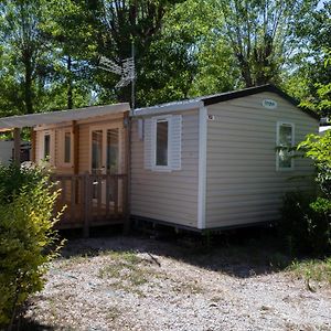 Mobile Home à 3 Chambres à Coucher