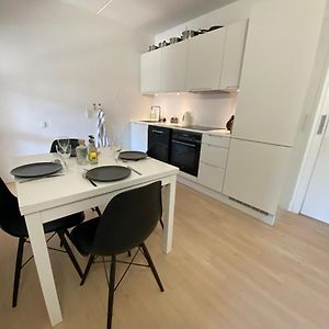Central Copenhagen Apt With Balcony, Free Parking W Elevator